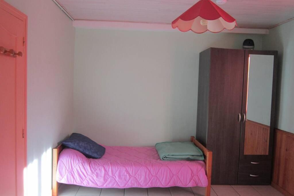 Appartement Rdc Maison De Village Savignac-les-Ormeaux ภายนอก รูปภาพ